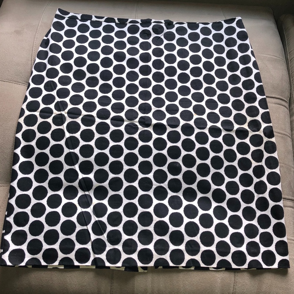 New York & Company Black and White Polka Dot Pencil Skirt